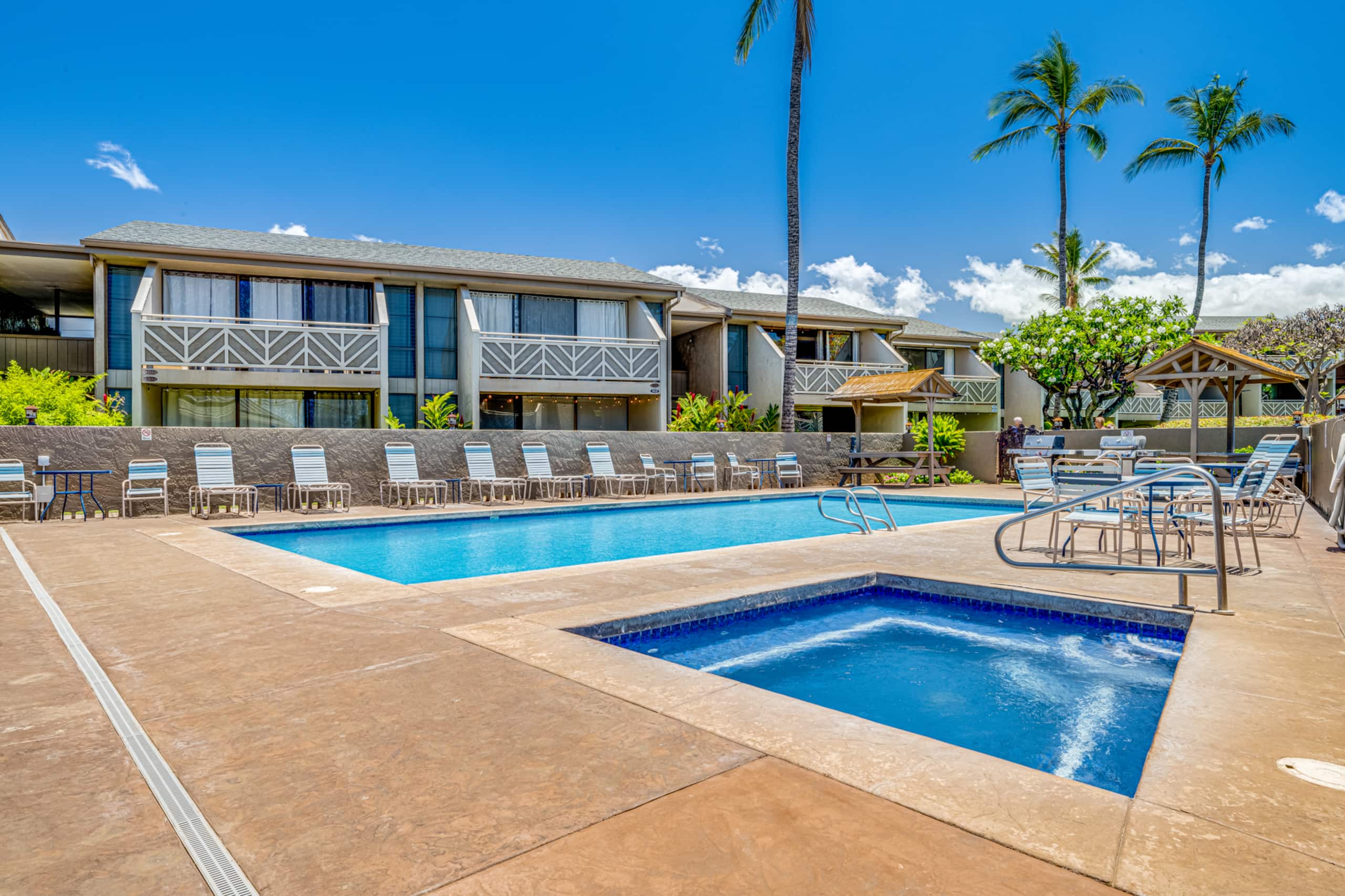Modern Oceanview! AC, Beach, Pool, Hot Tub! - Image 34