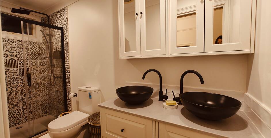 Daisy’s Home gallery image 2