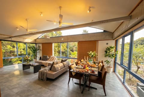 Kyoto Forest Villa: Sauna, Jacuzzi, Up to 8 Guests