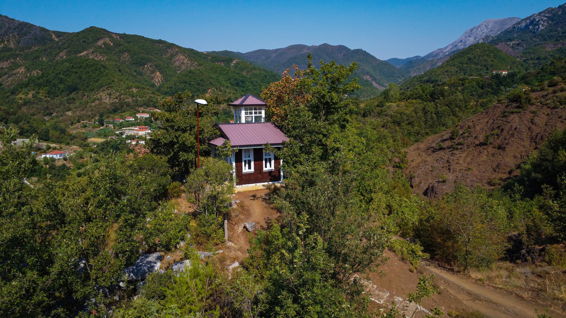 Cabane en entier · Mirditë, Albanie