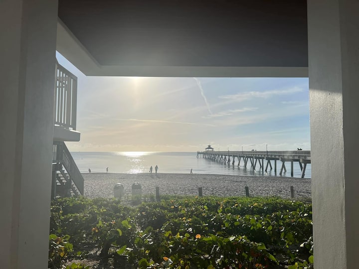 Beach Bungalow - Deerfield Beach, FL