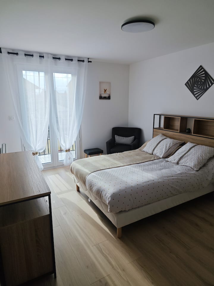 საძინებელი 1