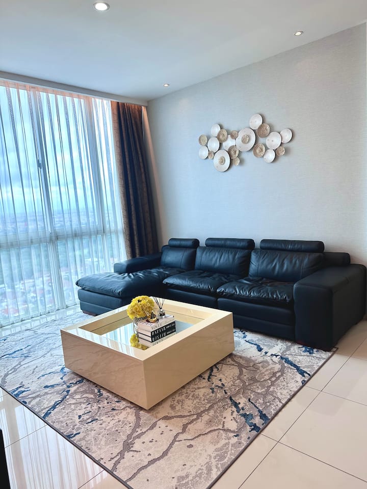 Luxury 2br The Via Ciputra World - Surabaya