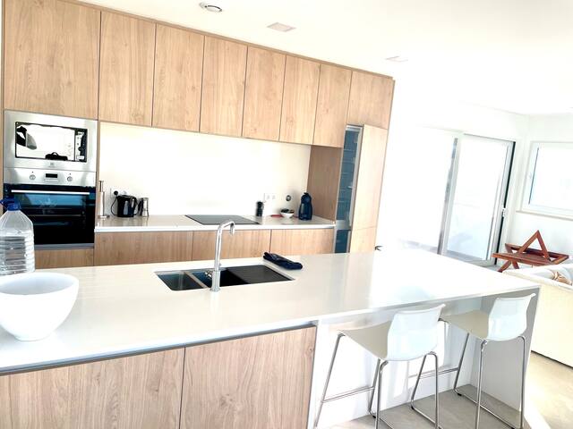 Villa 61 Luxury House. gallery image 5