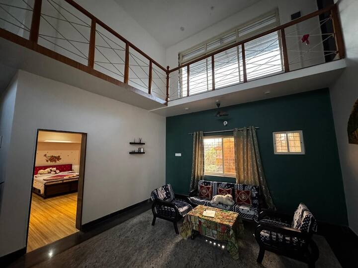 Living room image 4
