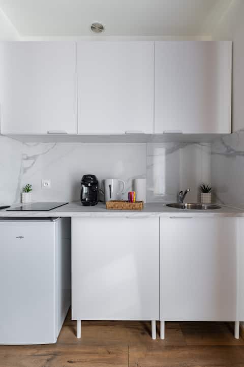 Annonce Airbnb populaire: The Saphir Bleu – Metro – Paris à Villejuif