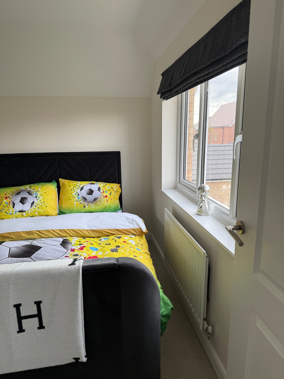 საძინებელი 1