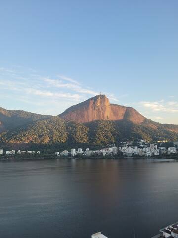 Lindo apartamento com vista gallery image 2