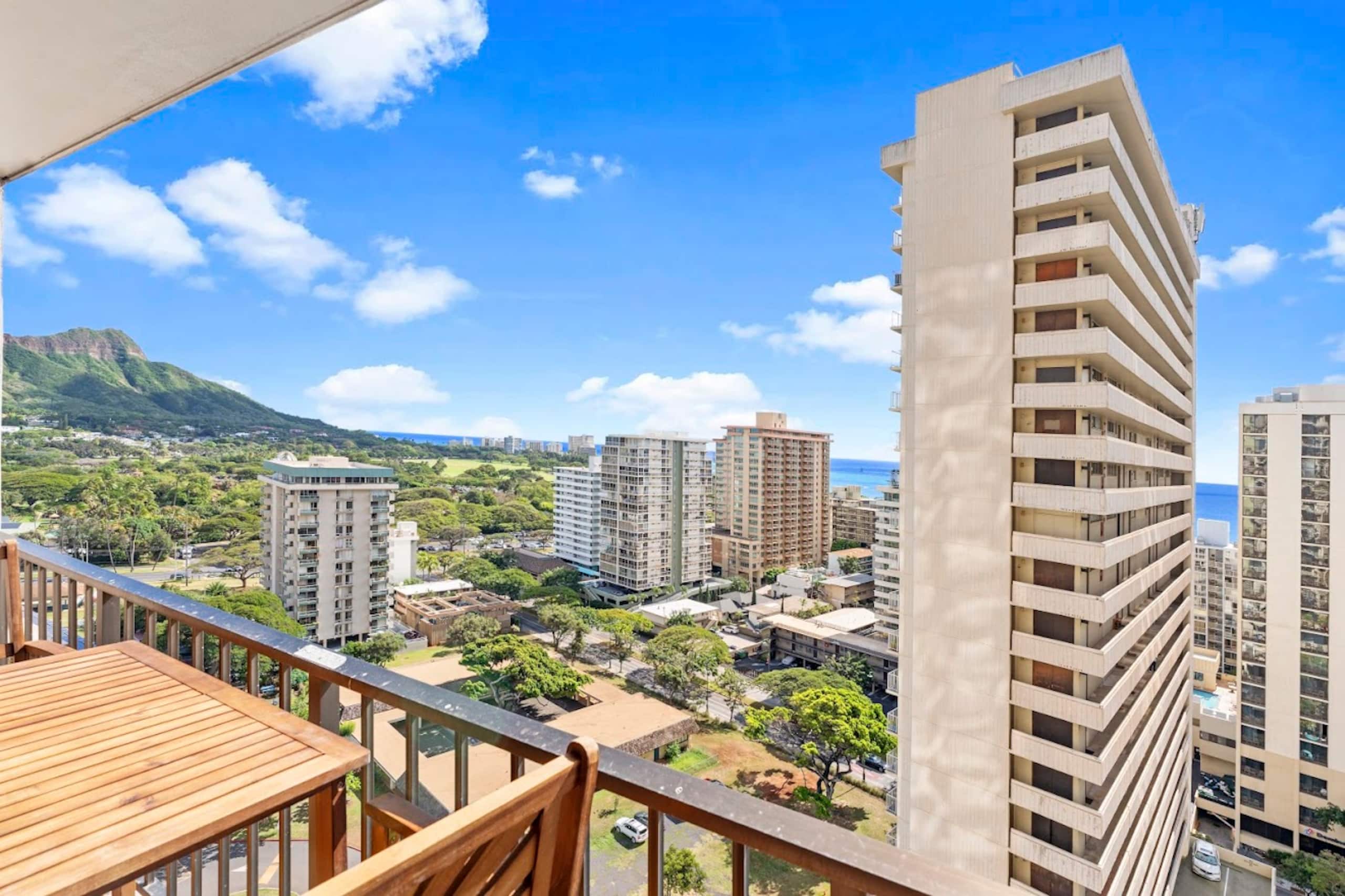 19F-Upscale & Modern 1BR-Waikiki Beach - Image 47