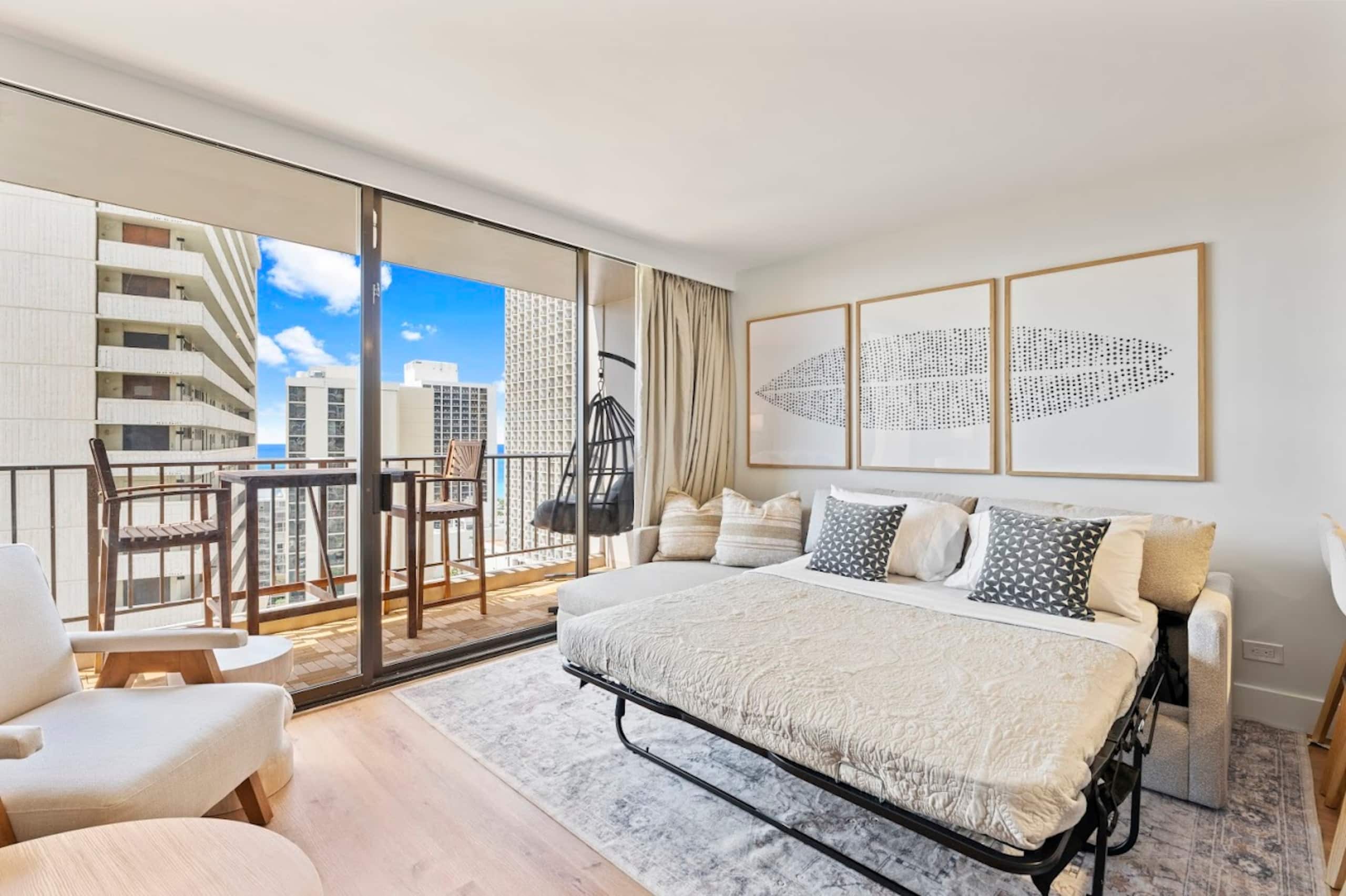 19F-Upscale & Modern 1BR-Waikiki Beach - Image 12