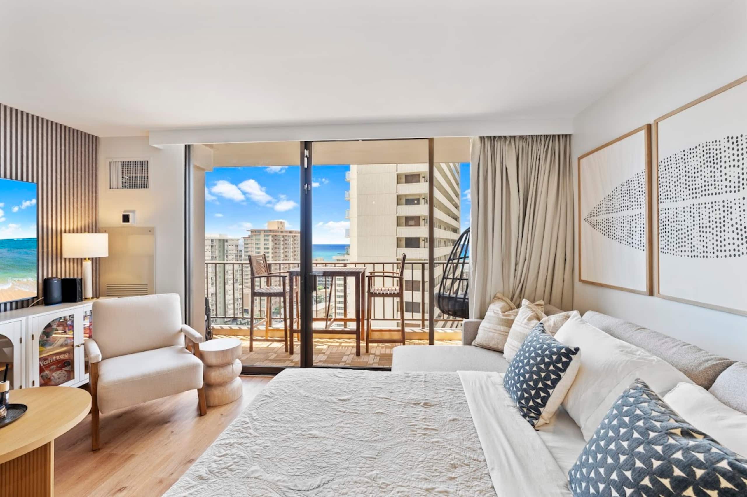 19F-Upscale & Modern 1BR-Waikiki Beach - Image 13