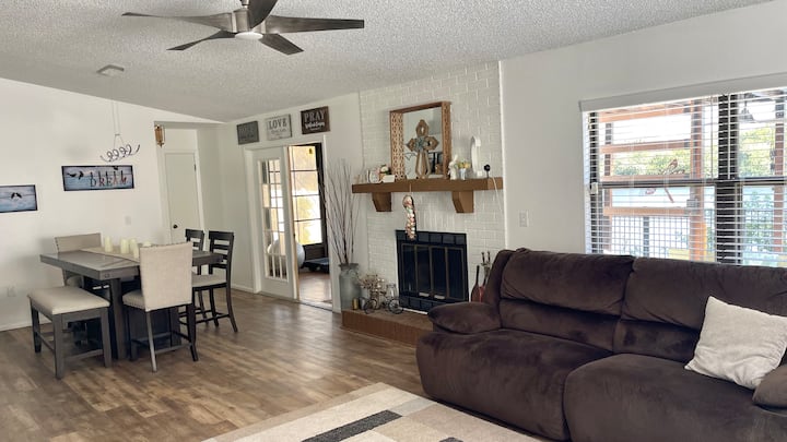 Casa Con Vista Al Lago - New Port Richey, FL