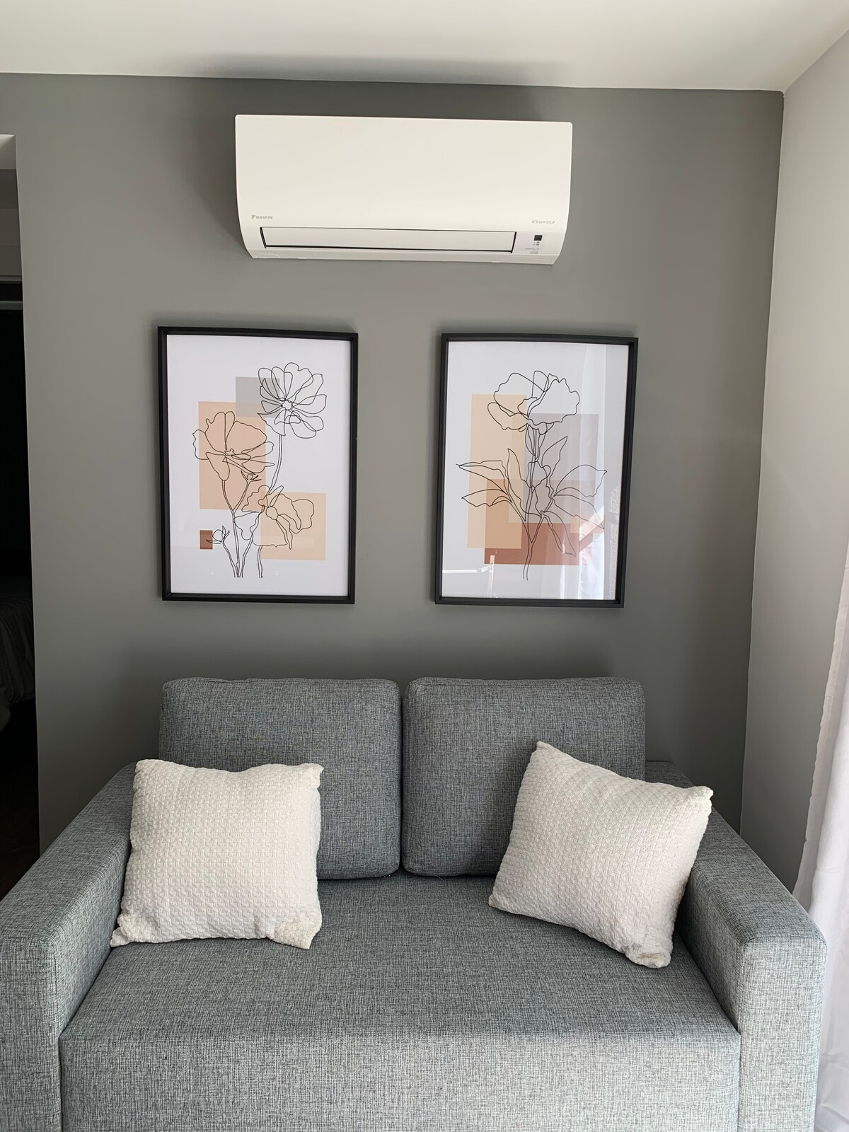 Anúncio popular: 2 Charming Bedrooms with Gym, Pool and parking space (902) em Morumbi