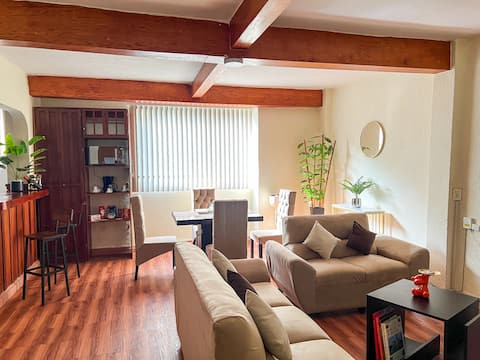 Popular Airbnb listing: Modern downtown apartment 5 minutes from the Angel in Cuauhtémoc