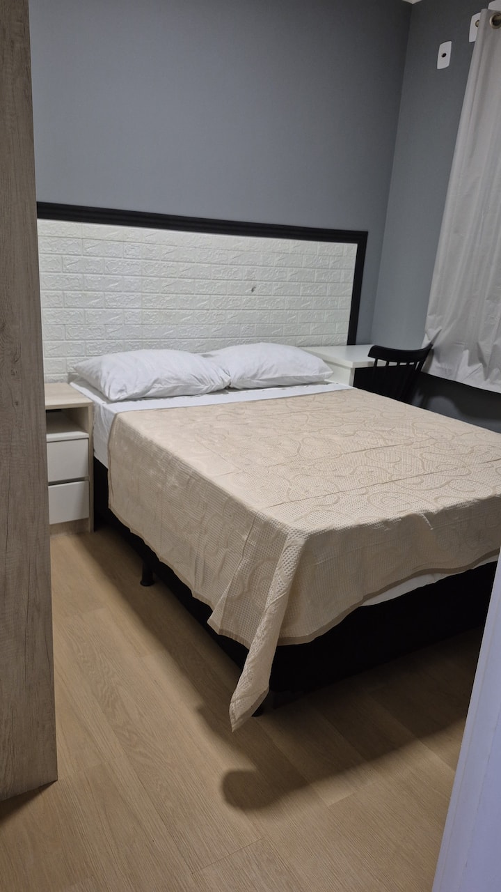 Спалня 2