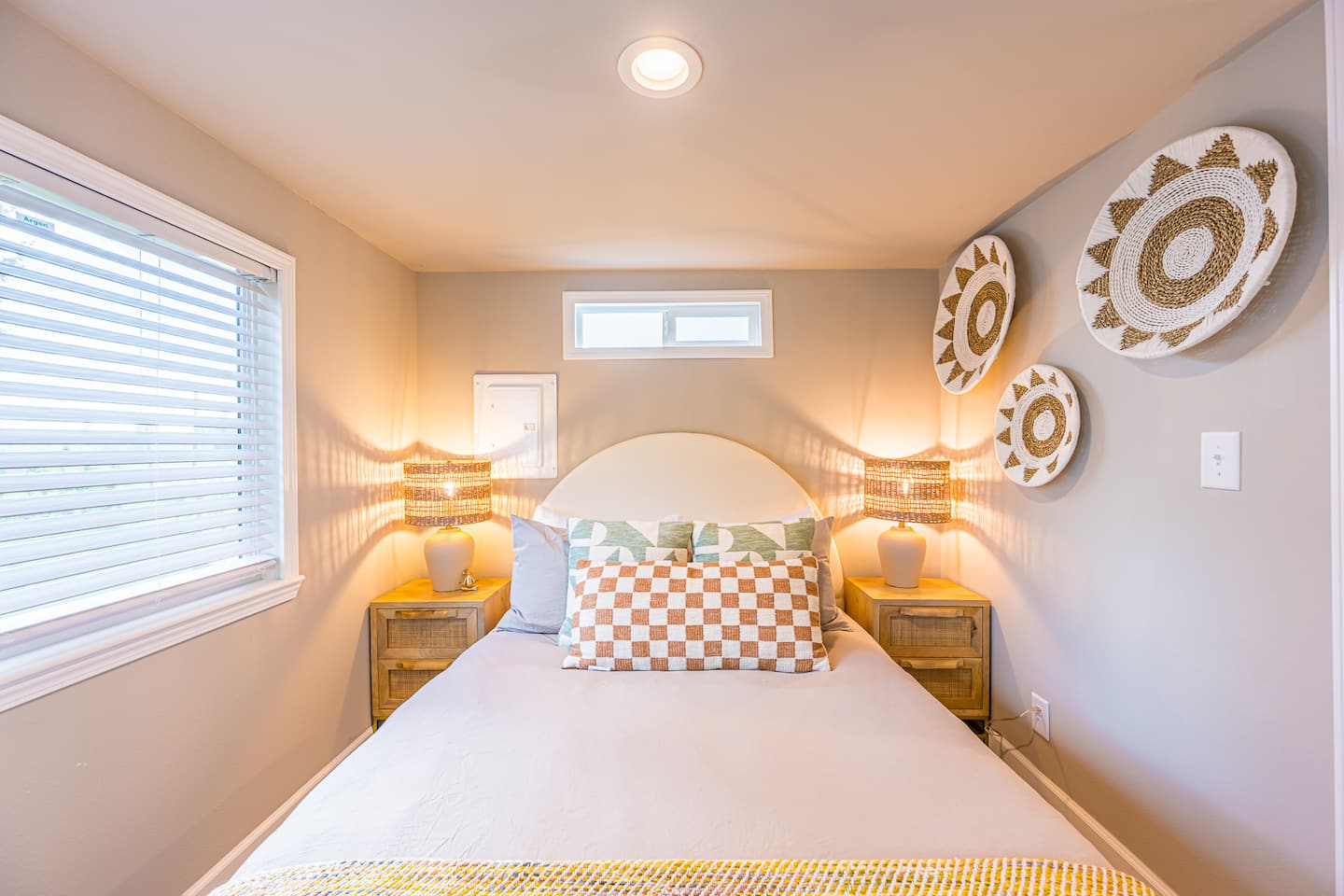 Rainforest Tiny Home Retreat: Bohemian Cottage photo 6