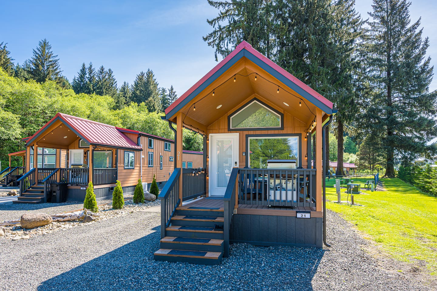Rainforest Tiny Home Retreat: Bohemian Cottage