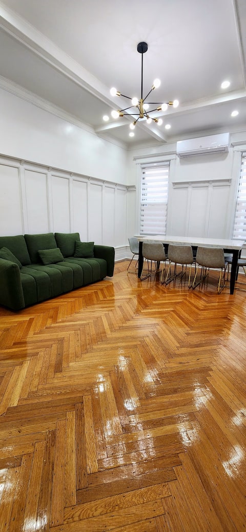 Beautiful Brooklyn brownstone! 1 block from Subway