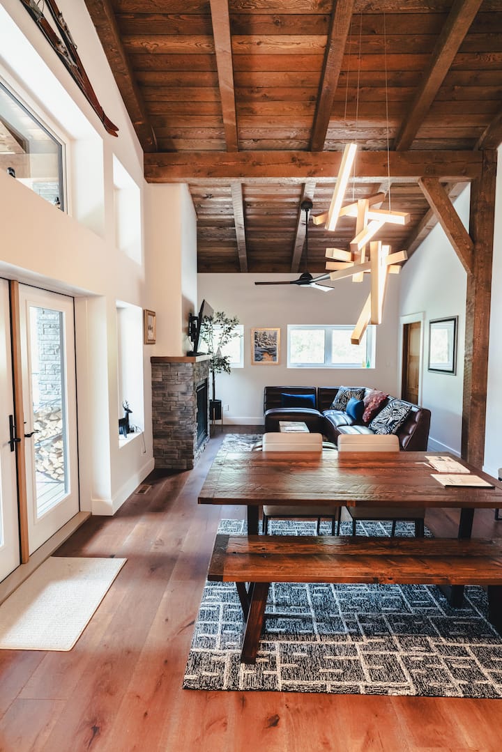 Whitetail Retreat - A Cabin In The Forest - Canadá