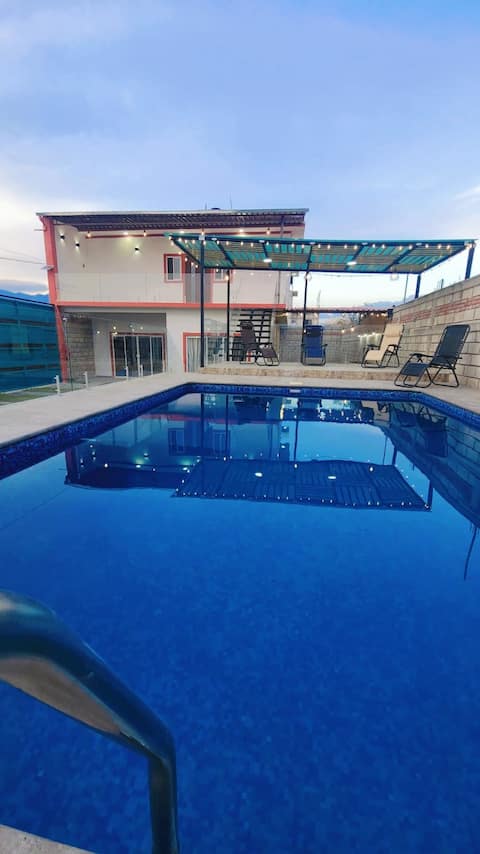 Tres Hermanos Rest House