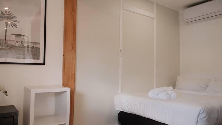 One Bedroom With Kitchenette Fits 4 (6) - Jindabyne
