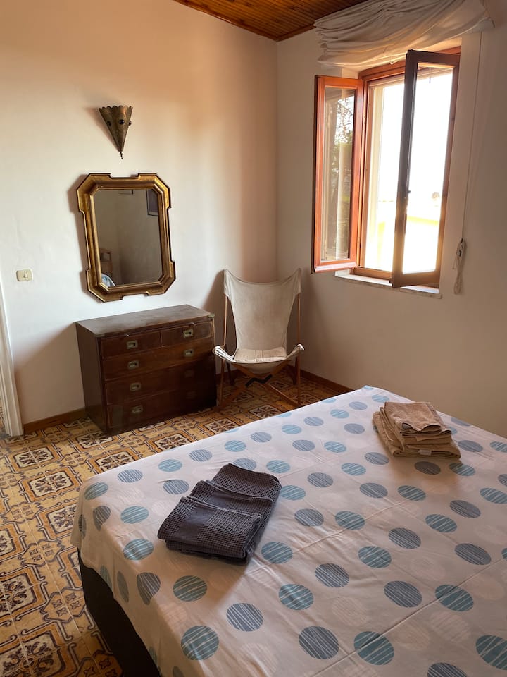 Dhomë gjumi 1