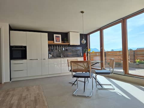 Erfolgreiche Airbnb-Immobilie: Loft 31 – Modern apartment with panoramic views in Immenstadt I.Allgäu