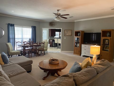 Top Airbnb: Peaceful and quiet cul-de-sac just off I-75 in Valdosta