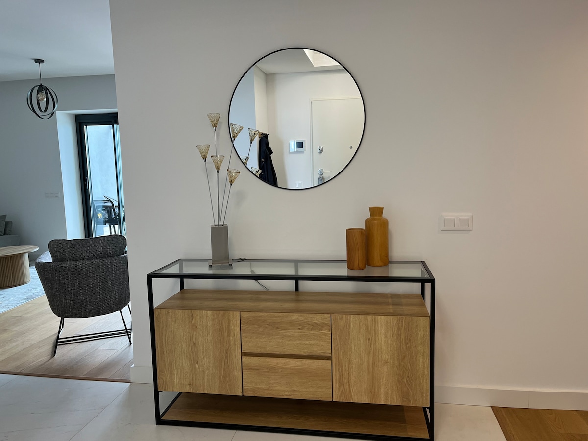 Airbnb em destaque: Acqua Azalea. A home from home with private pool em São Martinho