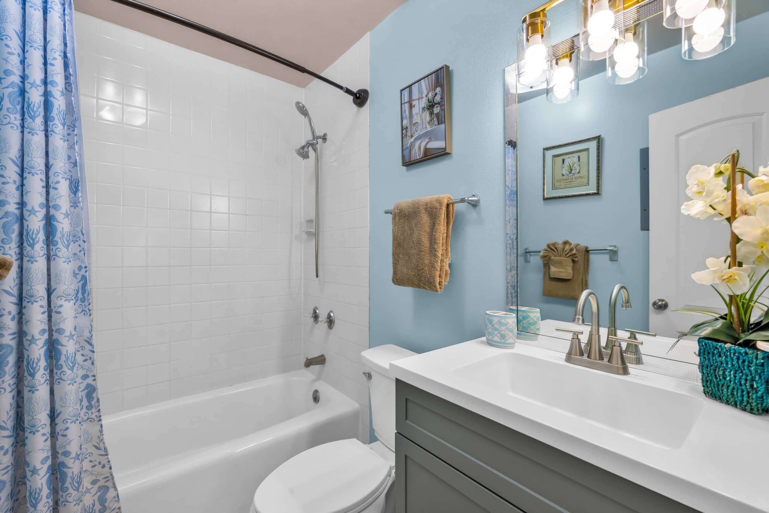 Bargain special OceanView Epic Location 2BD/2BA - Image 22