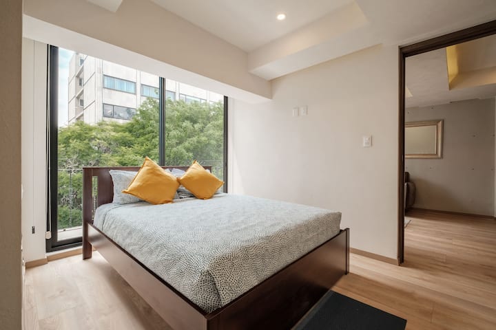 Luxury Reforma Stay - The Soccer Fan's Retreat - Mexico City