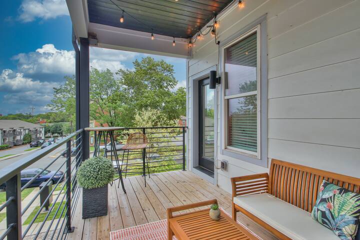 NEW • Luxury • Coveted Location • Ideal for Groups gallery image 5