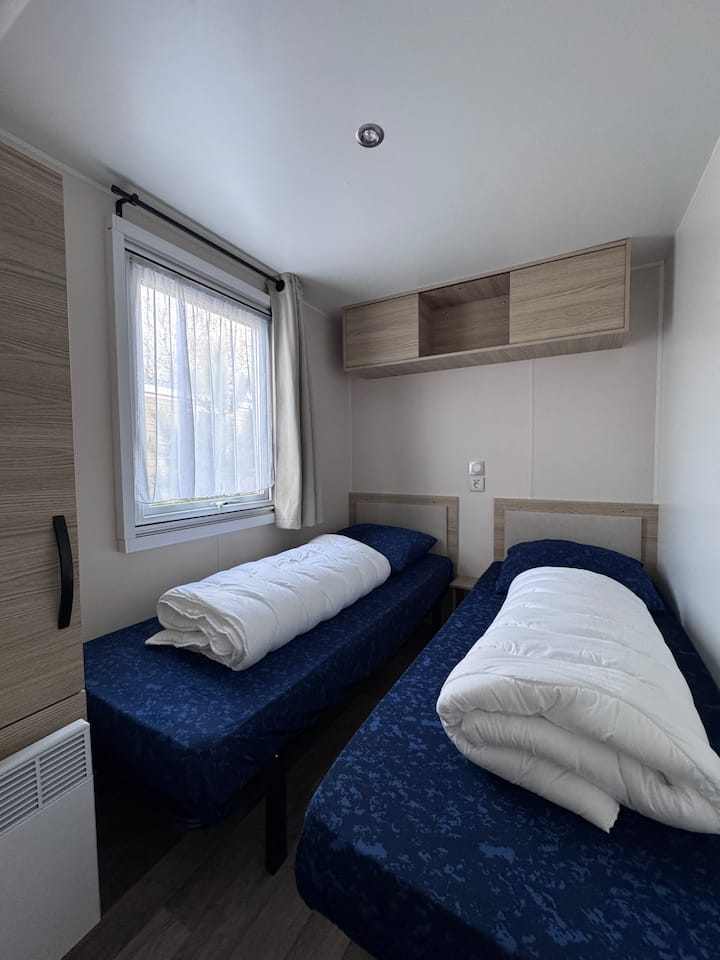 საძინებელი 1