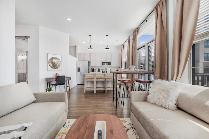 Stay In The Heartbeat Of Nashville - Close To Bdwy - Nashville, TN