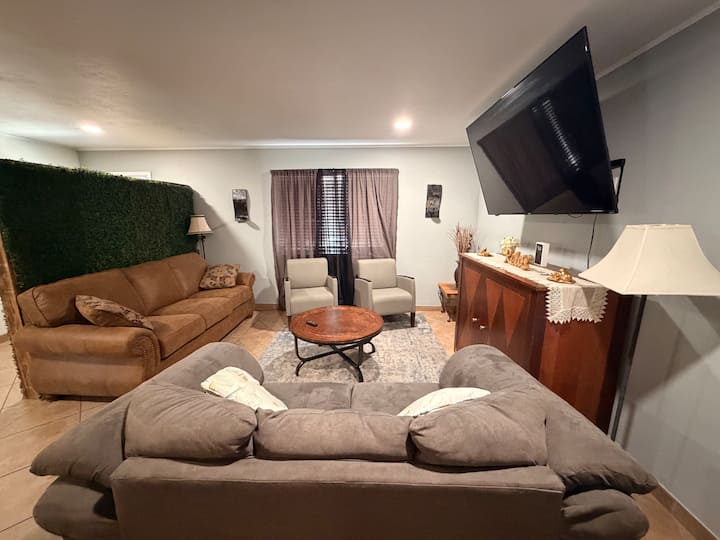 Cozy Spacious Casa Santa Maria - Yuma, AZ