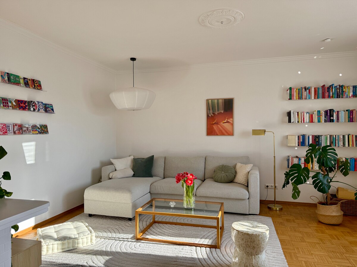 Beliebte Airbnb-Anzeige: Old Town apartment with Isar view in Lehel