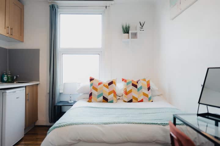 Unique Cosy Studio Near Beach - Herne Bay