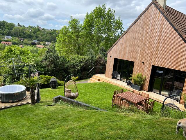 Entire home with 3 bedrooms in Honfleur - 