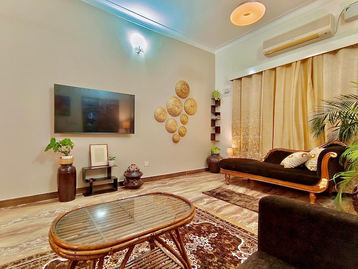 Money Plant - 2bhk In Saheed Nagar- City Center - Bhubaneswar