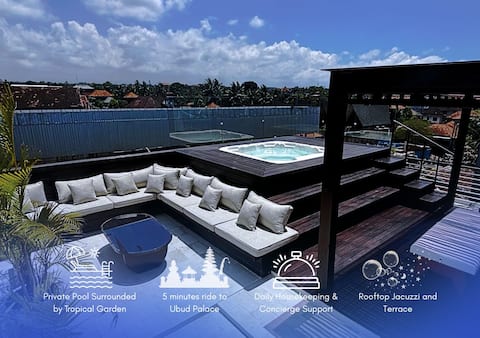 Cozy Villa w/ Rooftop Jacuzzi&Pool in Central Ubud