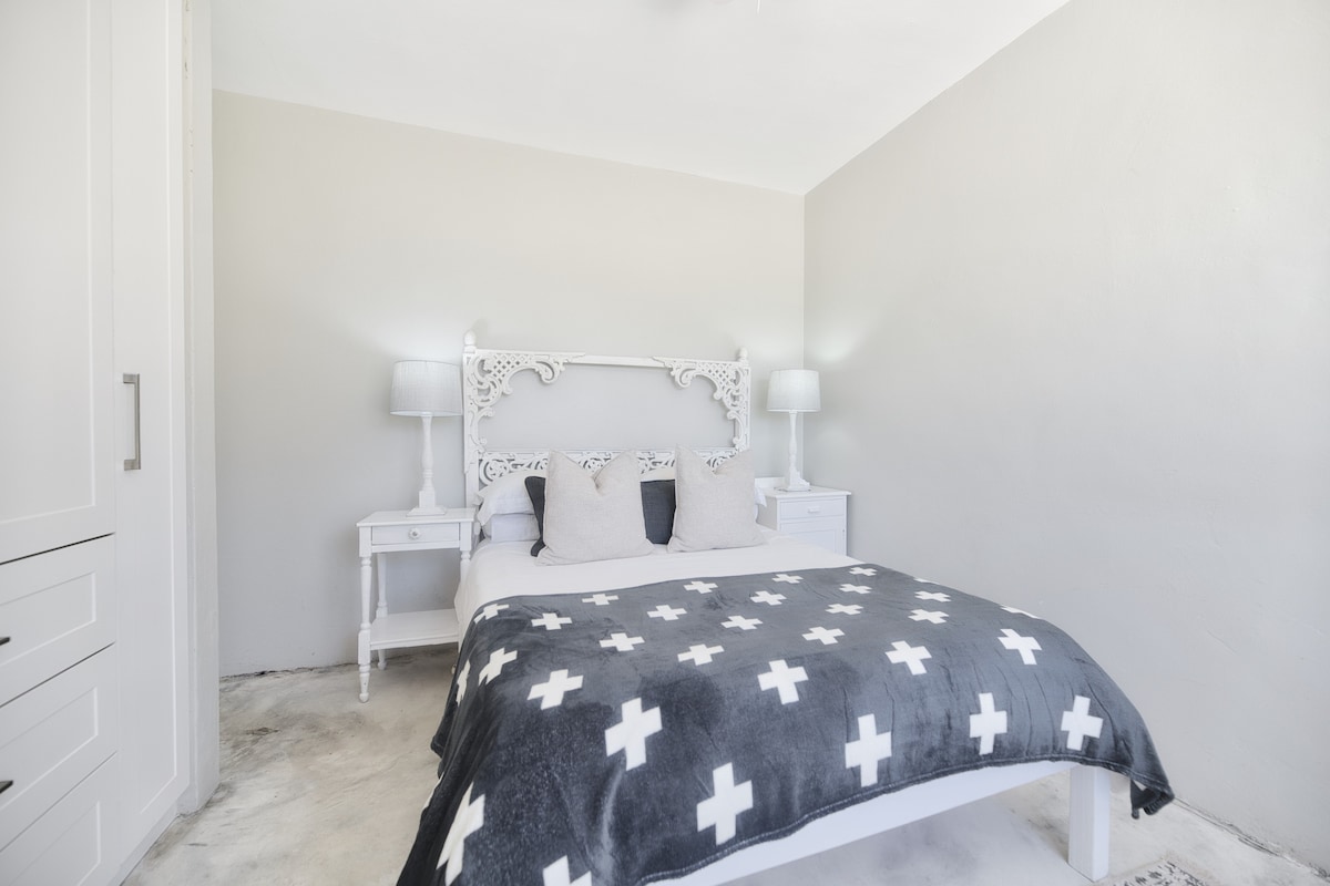 საძინებელი 4