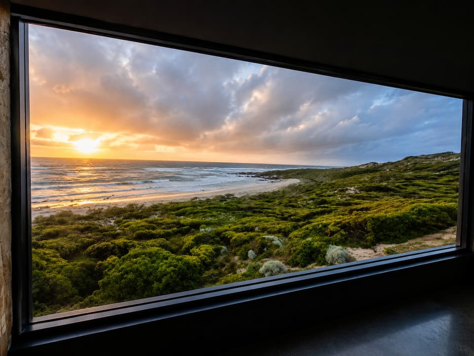 Wedge House, on the cliffs of King Island, Nugara, Tasmania, Australia, photo 5 of 10