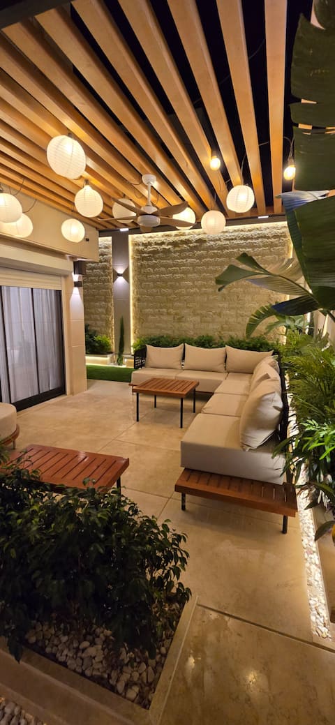 Boutique Garden 3BR • 5 mins to Mall of Arabia /1