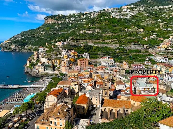 Apt. W/balcony  Beachside  Near Shops/restaurant - Minori
