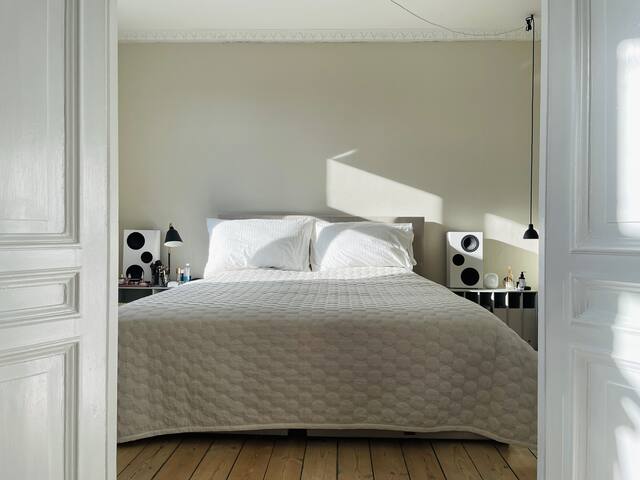 Spacious and centrally located gallery image 4