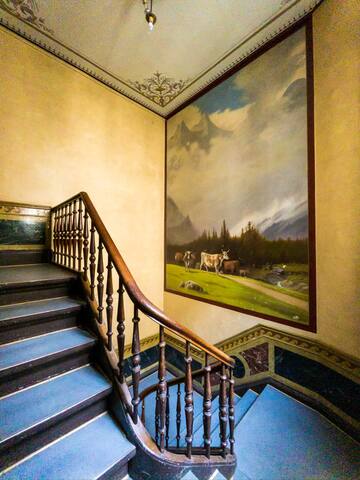 Spacious and centrally located gallery image 5