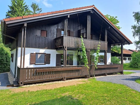 Holiday home Alexandra in the forest holiday village (rain)