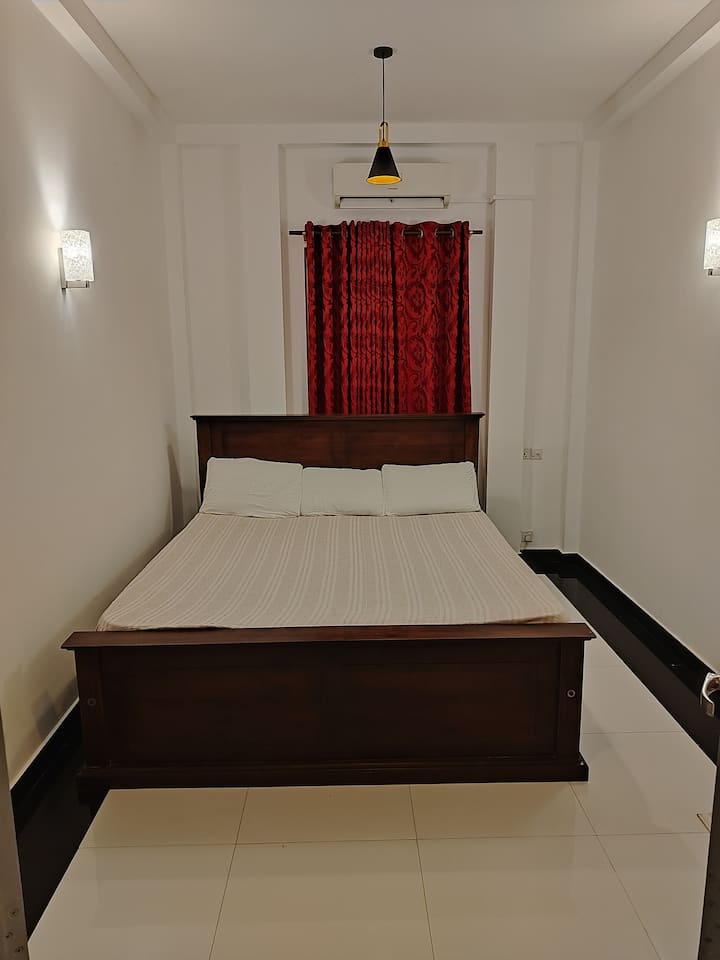 საძინებელი 1