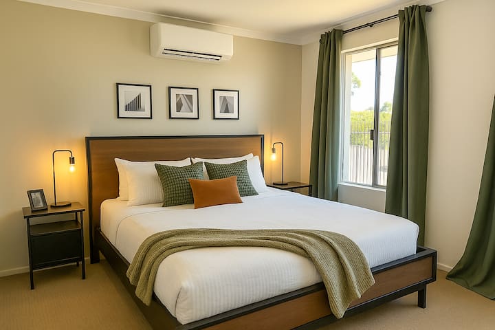 Fully heater and aircon – 400m from Galleria Shop