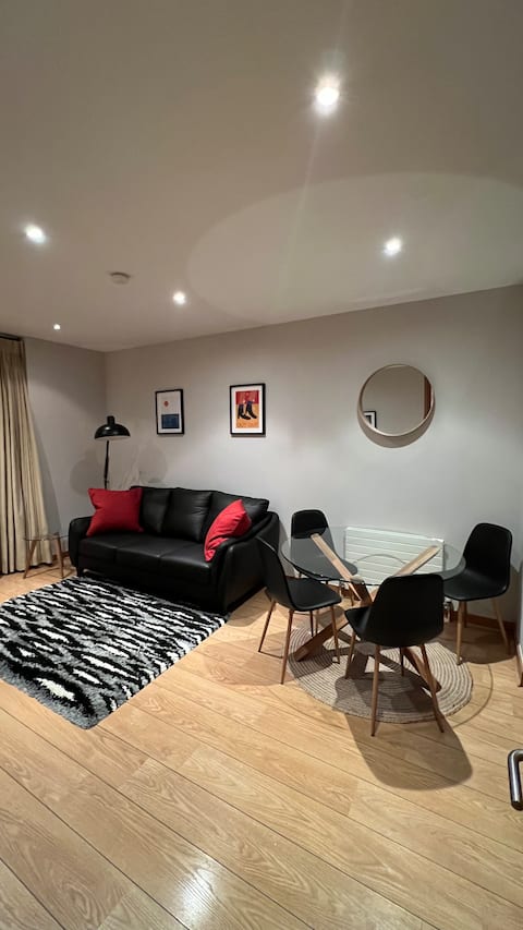 Modern & cosy flat near 3Arena